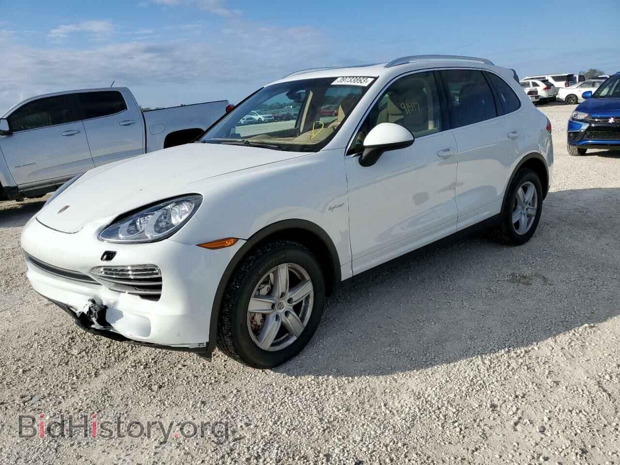 Фотография WP1AE2A20CLA93511 - PORSCHE CAYENNE 2012