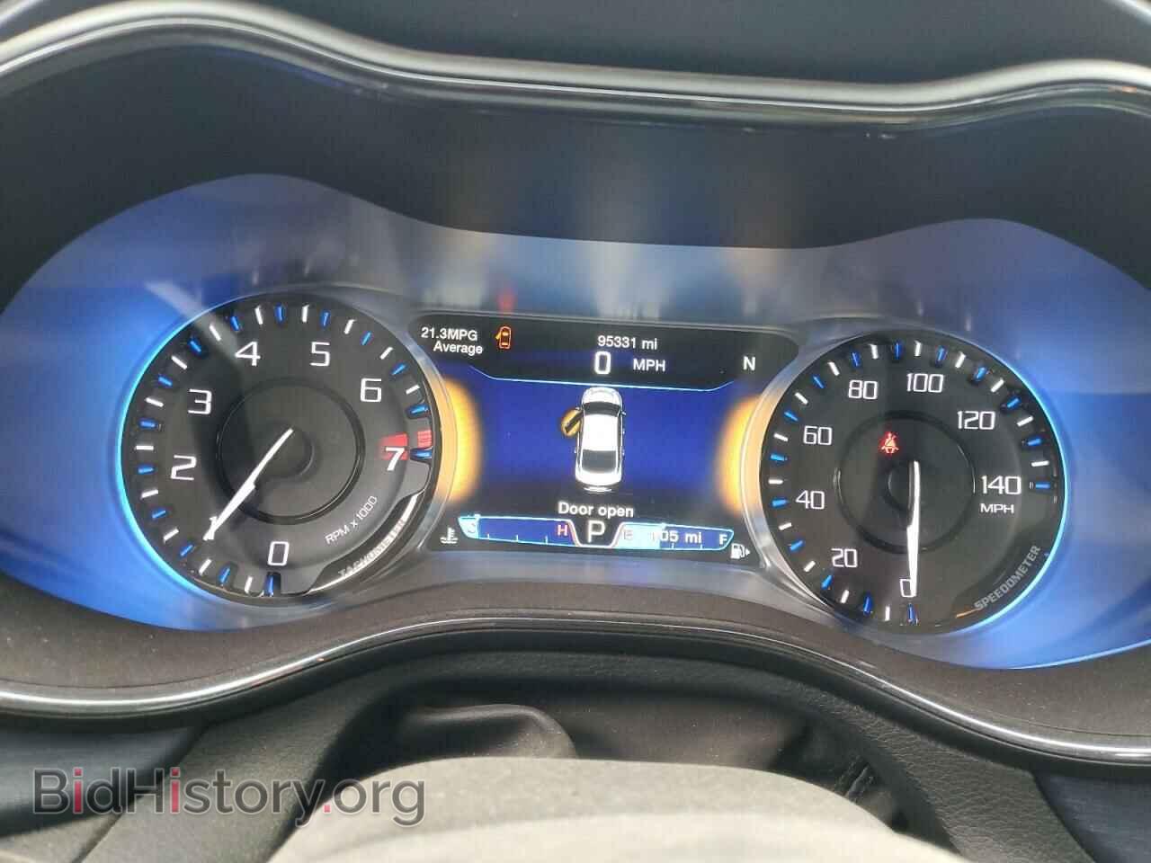 2016 CHRYSLER 200 - VIN: 1C3CCCDG3GN174868 - Photo 9