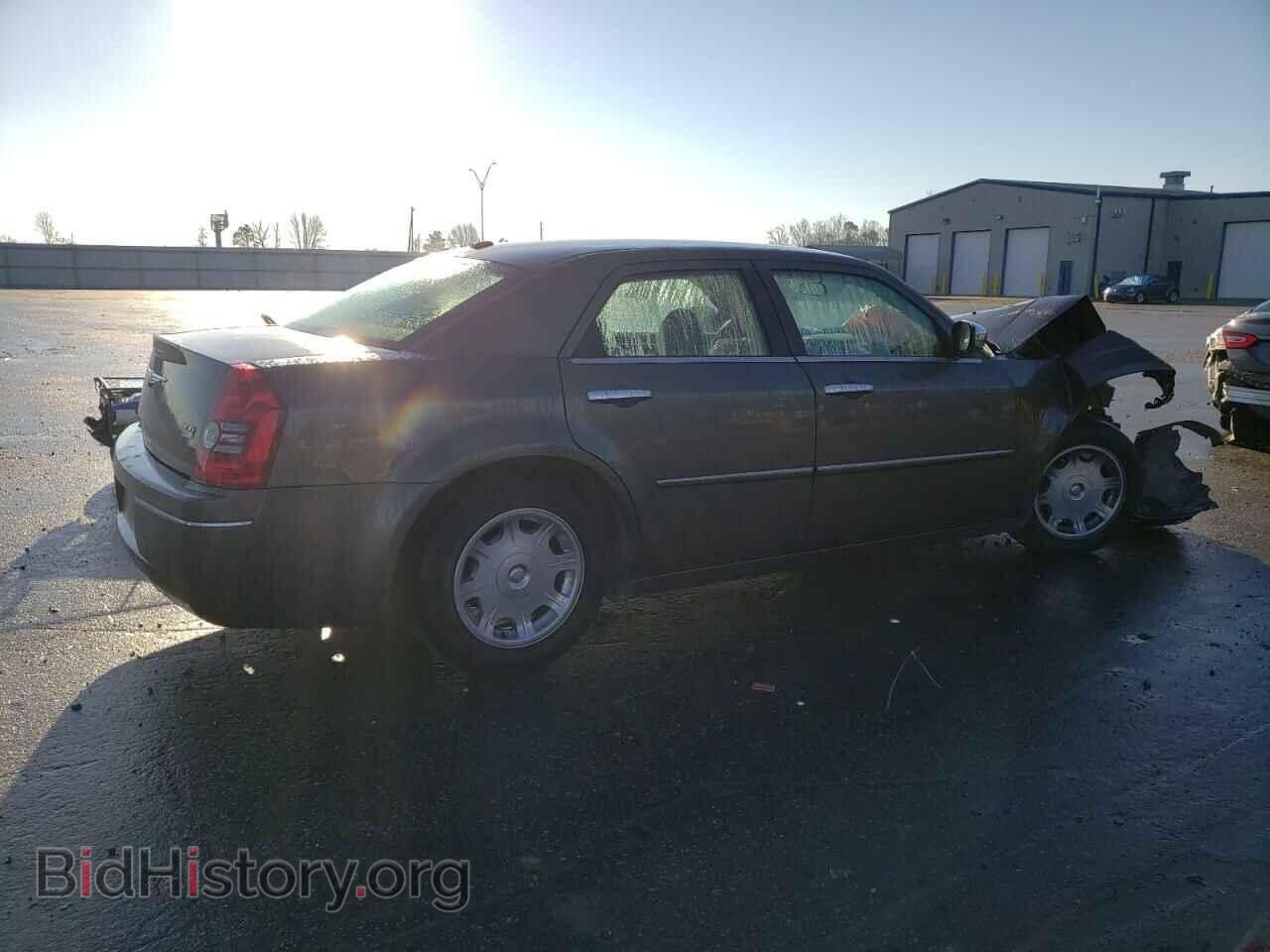 2010 CHRYSLER 300 - VIN: 2C3CA5CVXAH192589 - Фото 3