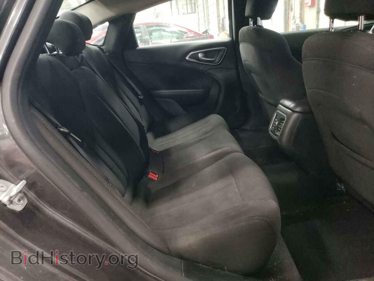 2015 CHRYSLER 200 - VIN: 1C3CCCAB5FN668415 - Фото 10