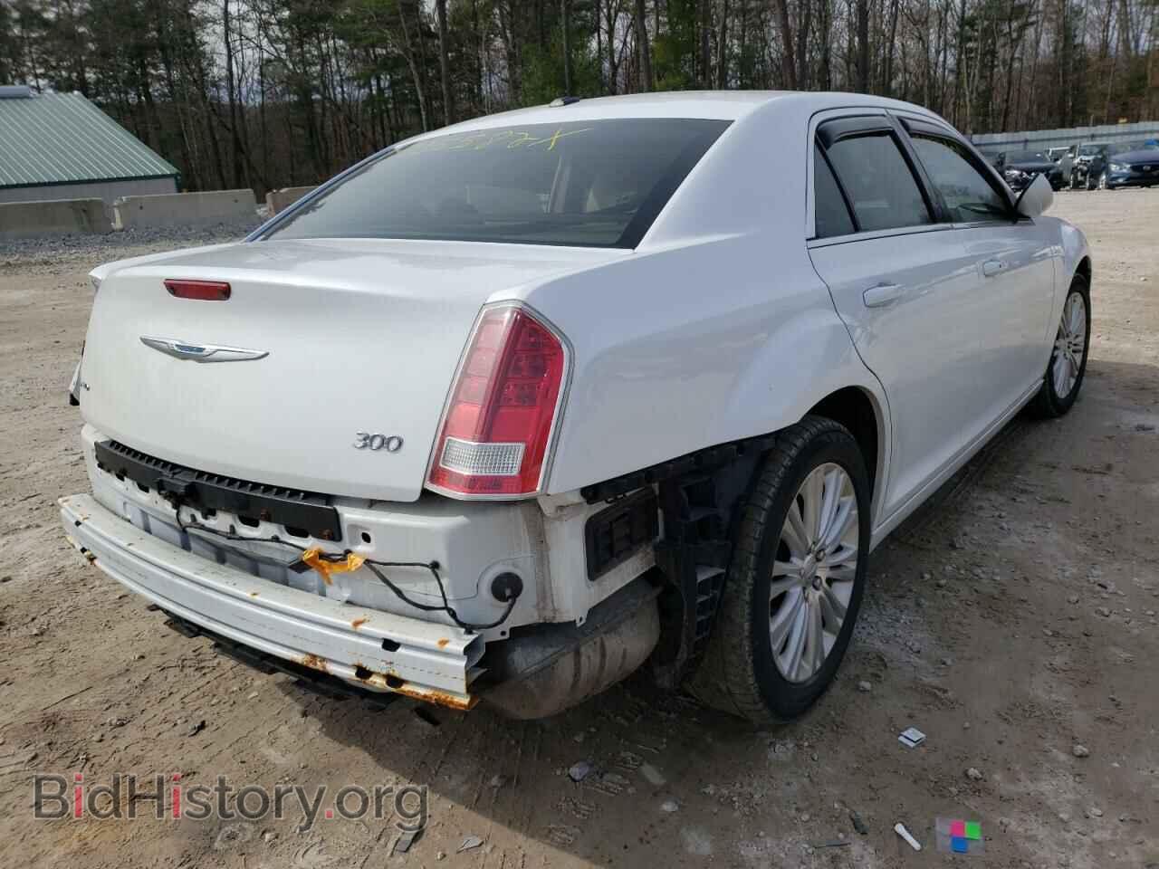 2013 CHRYSLER 300 - VIN: 2C3CCARG1DH599619 - Фото 4