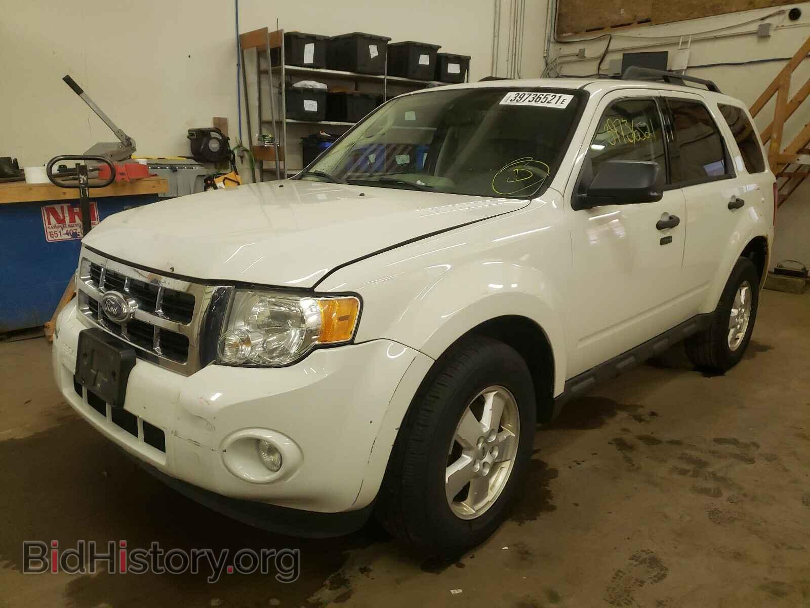 2011 FORD ESCAPE - VIN: 1FMCU0D79BKB14025 - Photo 2