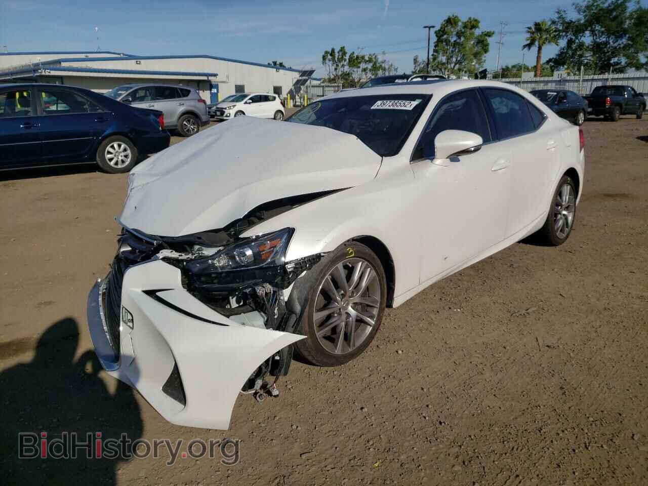 2019 LEXUS IS - VIN: JTHBA1D24K5094072 - Фото 2