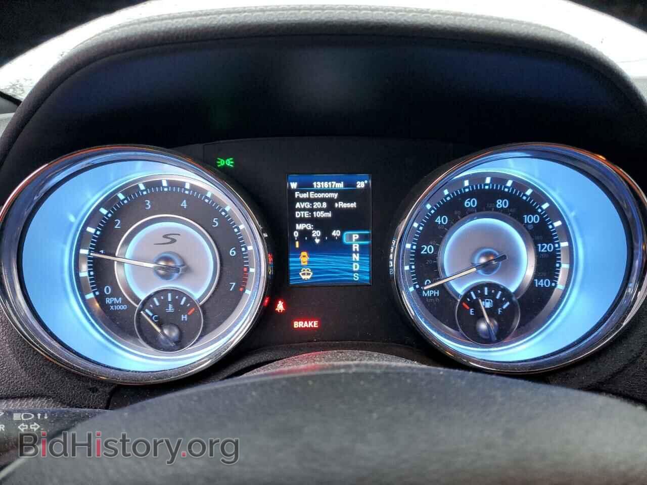2014 CHRYSLER 300 - VIN: 2C3CCAGG6EH273500 - Фото 9