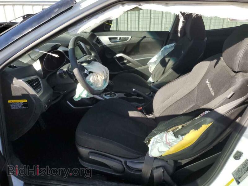 2016 Hyundai VELOSTER (VIN KMHTC6AD3GU257113) — photo 7 of 13