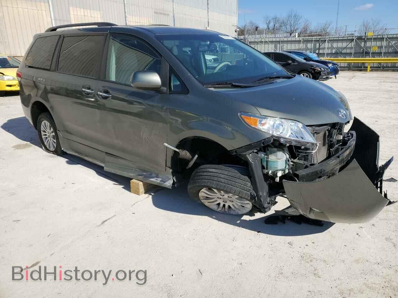 2011 TOYOTA All Models - VIN: 5TDYK3DC2BS096636 - Фото 4