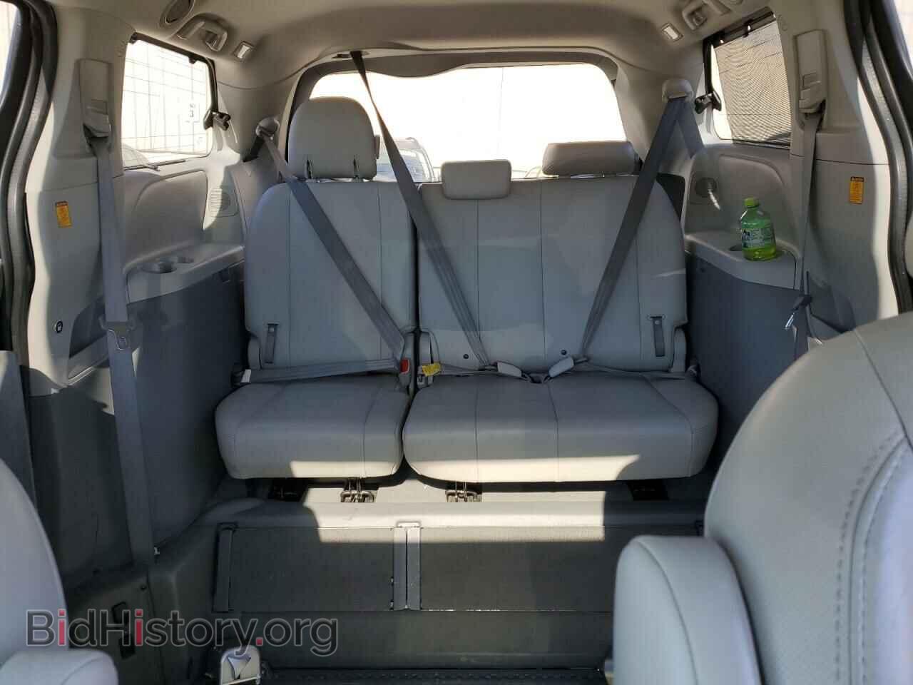 2011 TOYOTA All Models - VIN: 5TDYK3DC2BS096636 - Фото 10