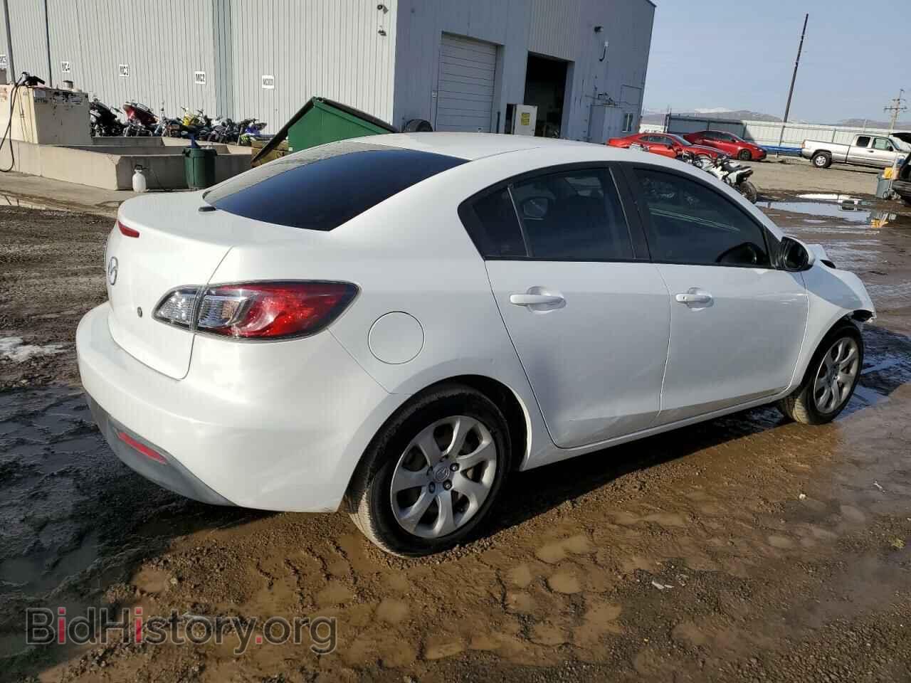 2011 MAZDA 3 - VIN: JM1BL1UG0B1467672 - Фото 3