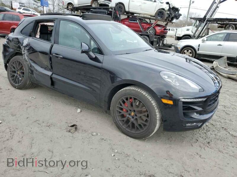 2017 Porsche MACAN (VIN WP1AG2A50HLB54612) — photo 4 of 12