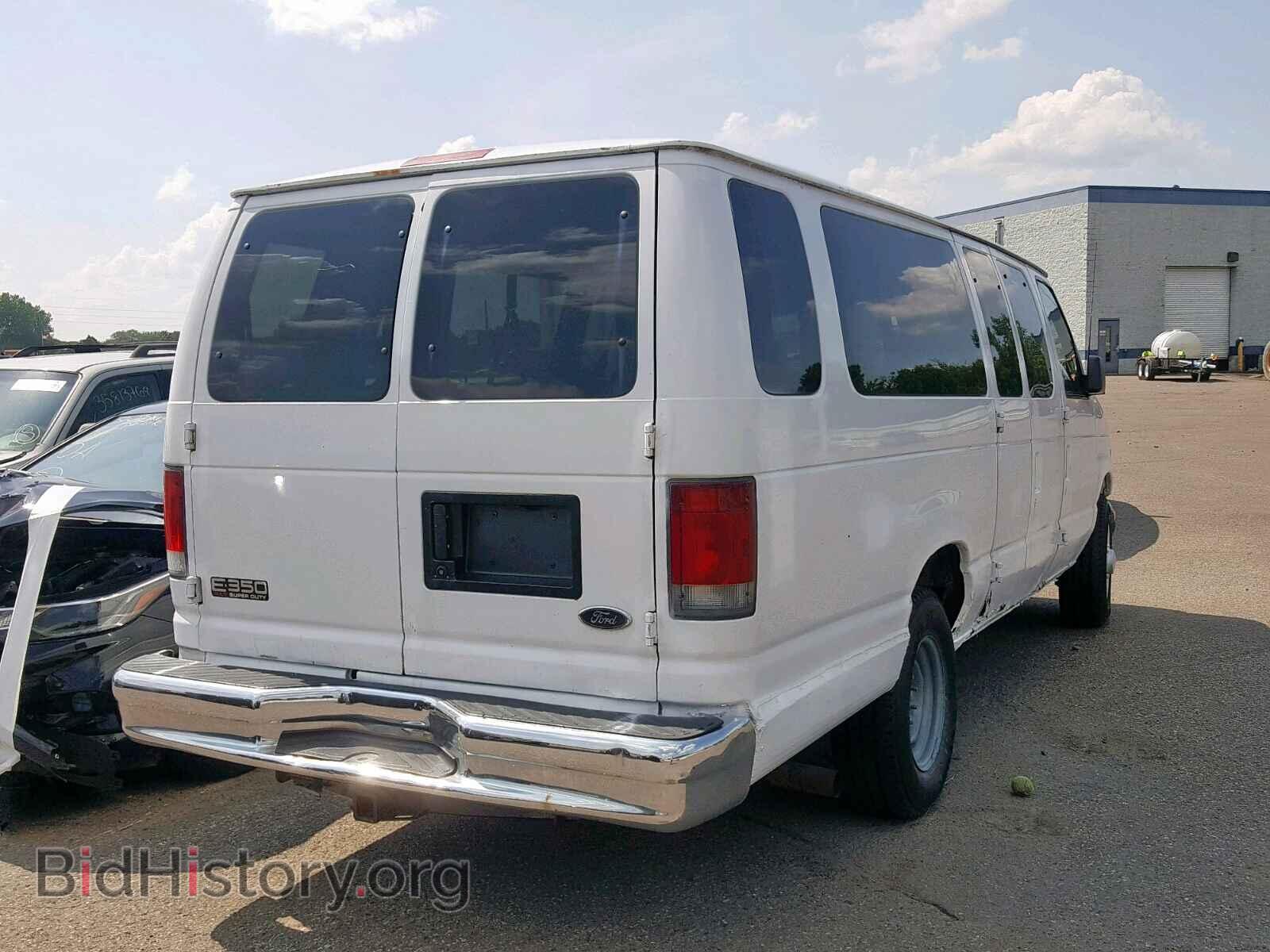 2002 FORD ECONOLINE - VIN: 1FBSS31LX2HB40028 - Фото 4