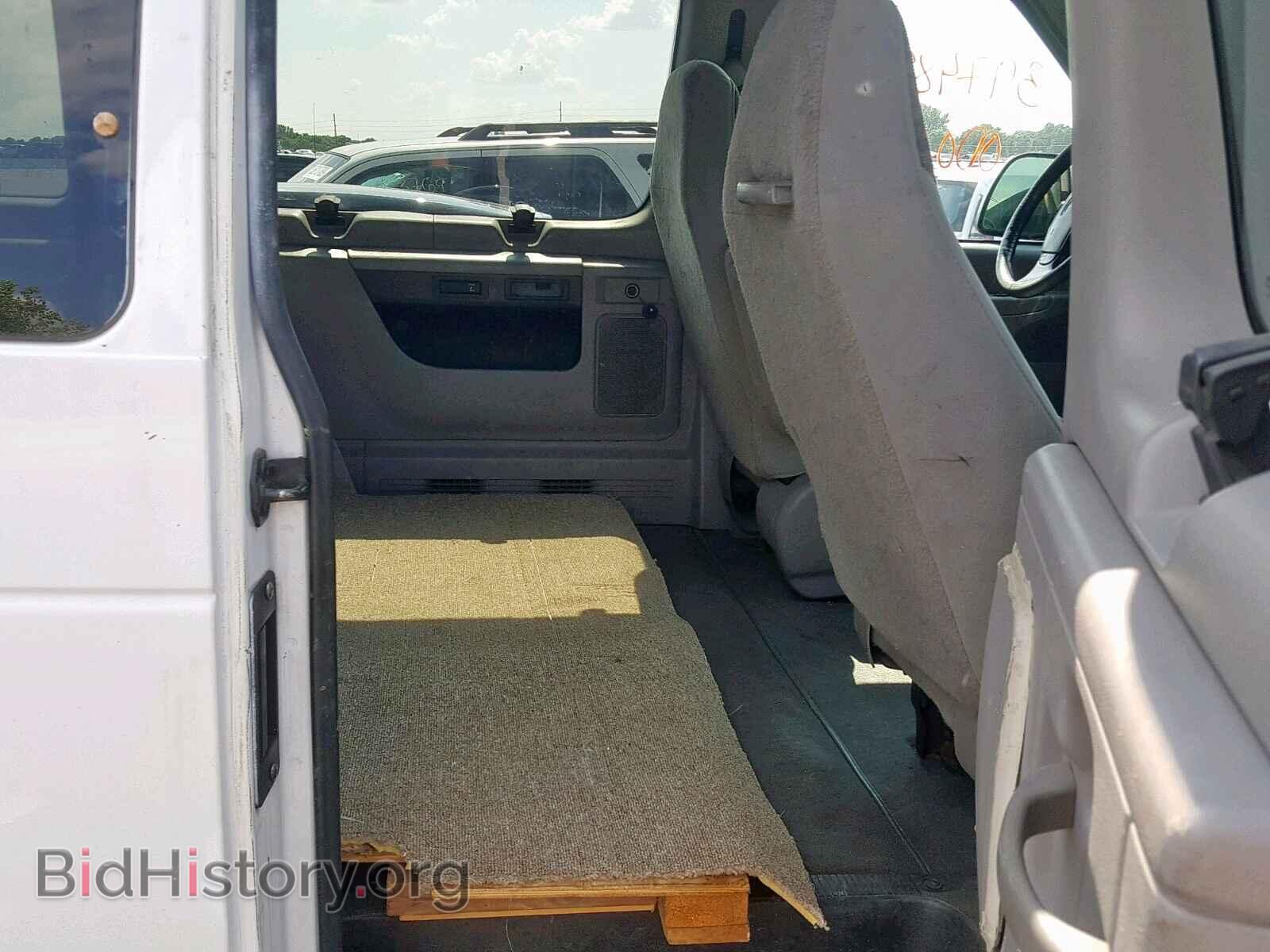 2002 FORD ECONOLINE - VIN: 1FBSS31LX2HB40028 - Фото 6