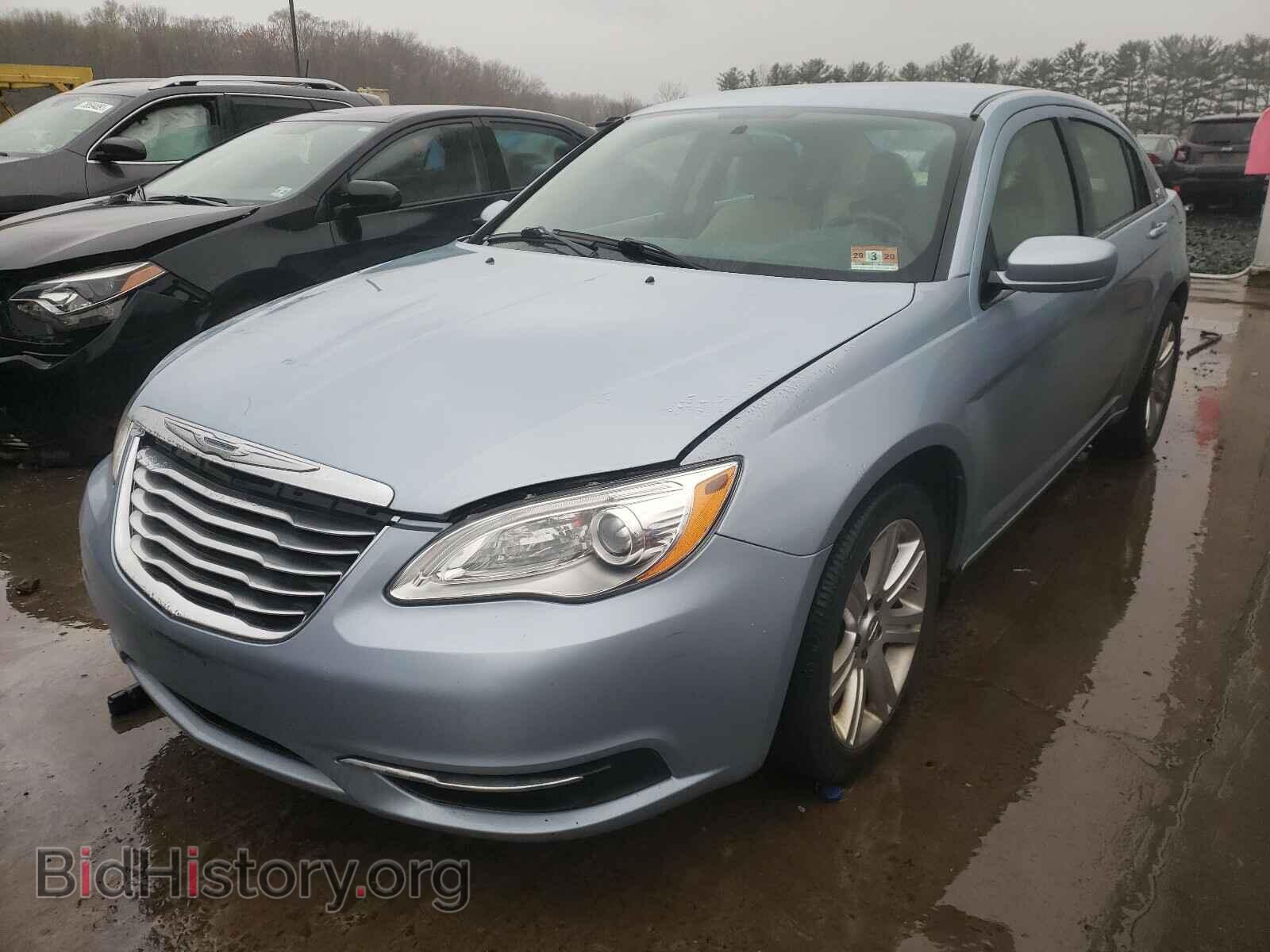 2013 CHRYSLER 200 - VIN: 1C3CCBBB2DN765514 - Фото 2