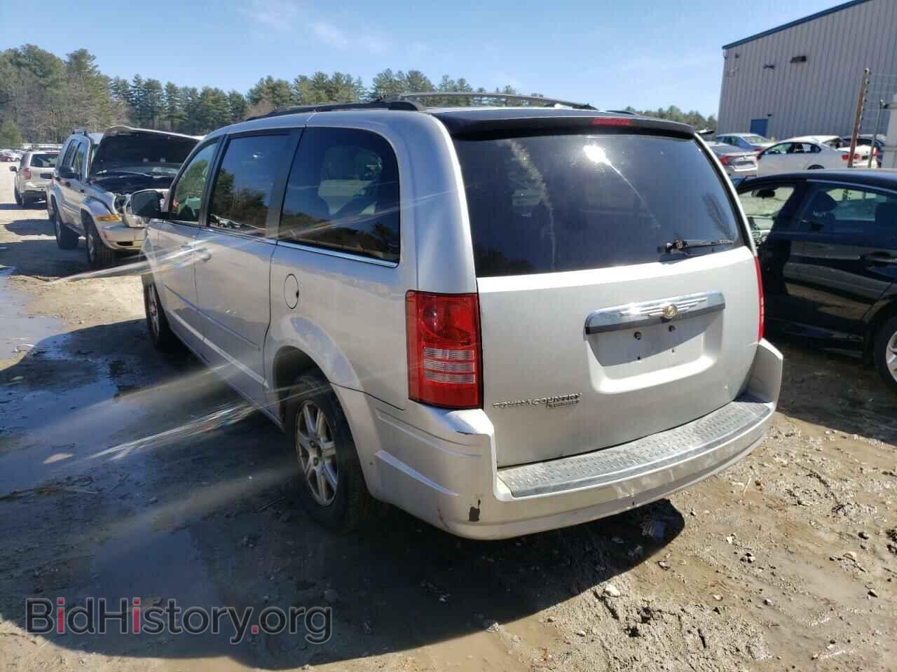 2008 CHRYSLER MINIVAN - VIN: 2A8HR54P58R783288 - Фото 3