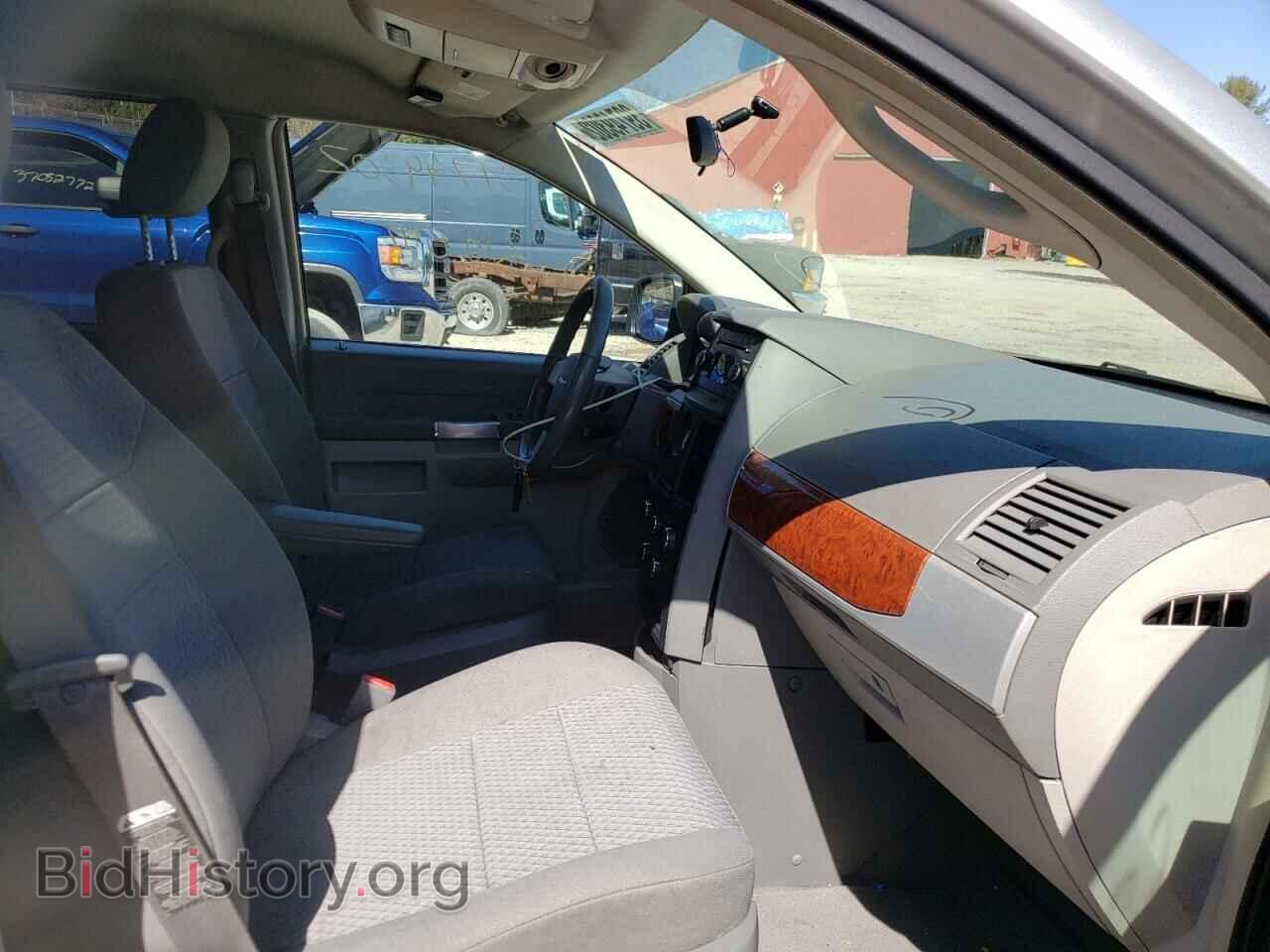 2008 CHRYSLER MINIVAN - VIN: 2A8HR54P58R783288 - Фото 5