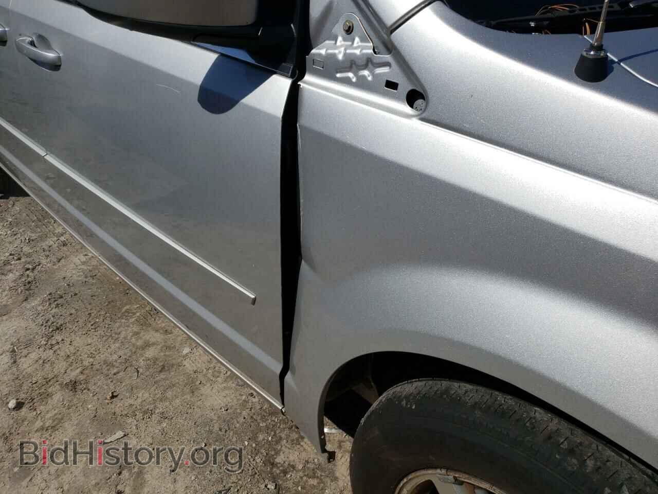 2008 CHRYSLER MINIVAN - VIN: 2A8HR54P58R783288 - Фото 9