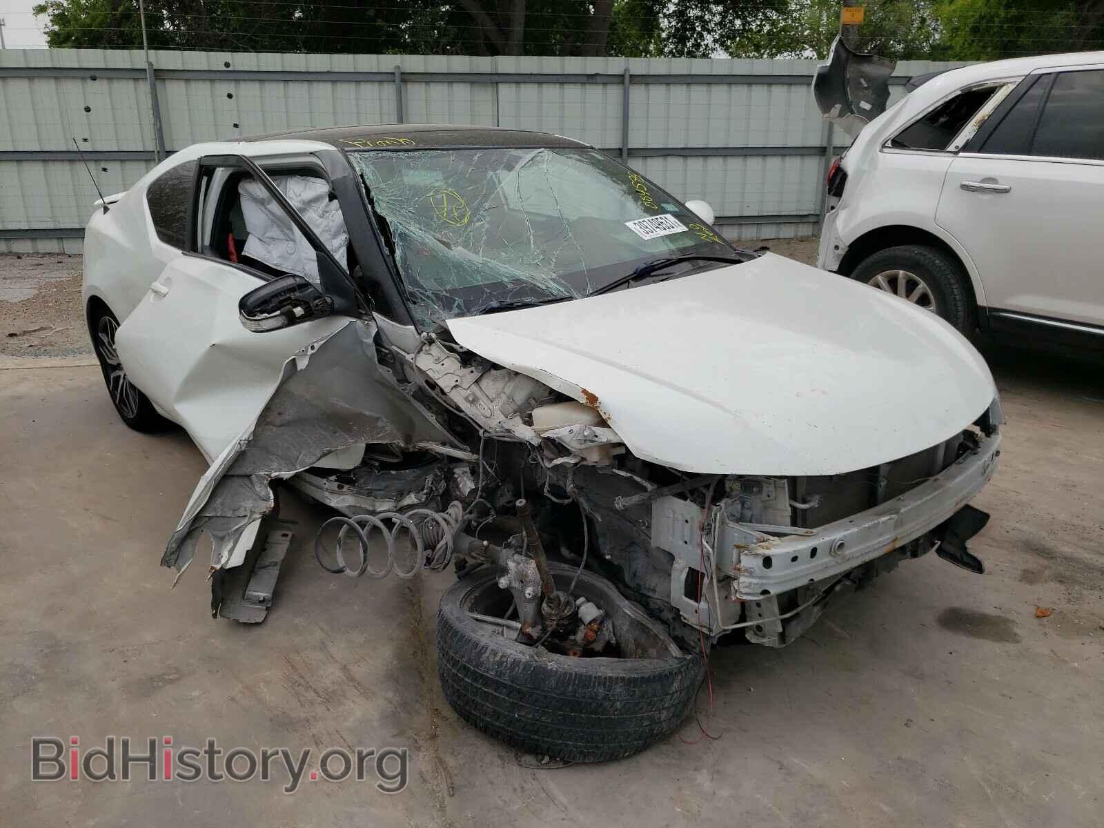 Фотография JTKJF5C78FJ004575 - TOYOTA SCION 2015