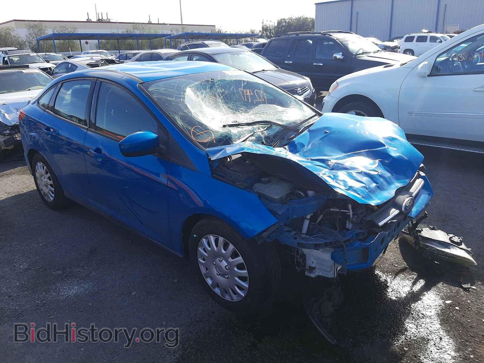Photo 1FAHP3F22CL122585 - FORD FOCUS 2012