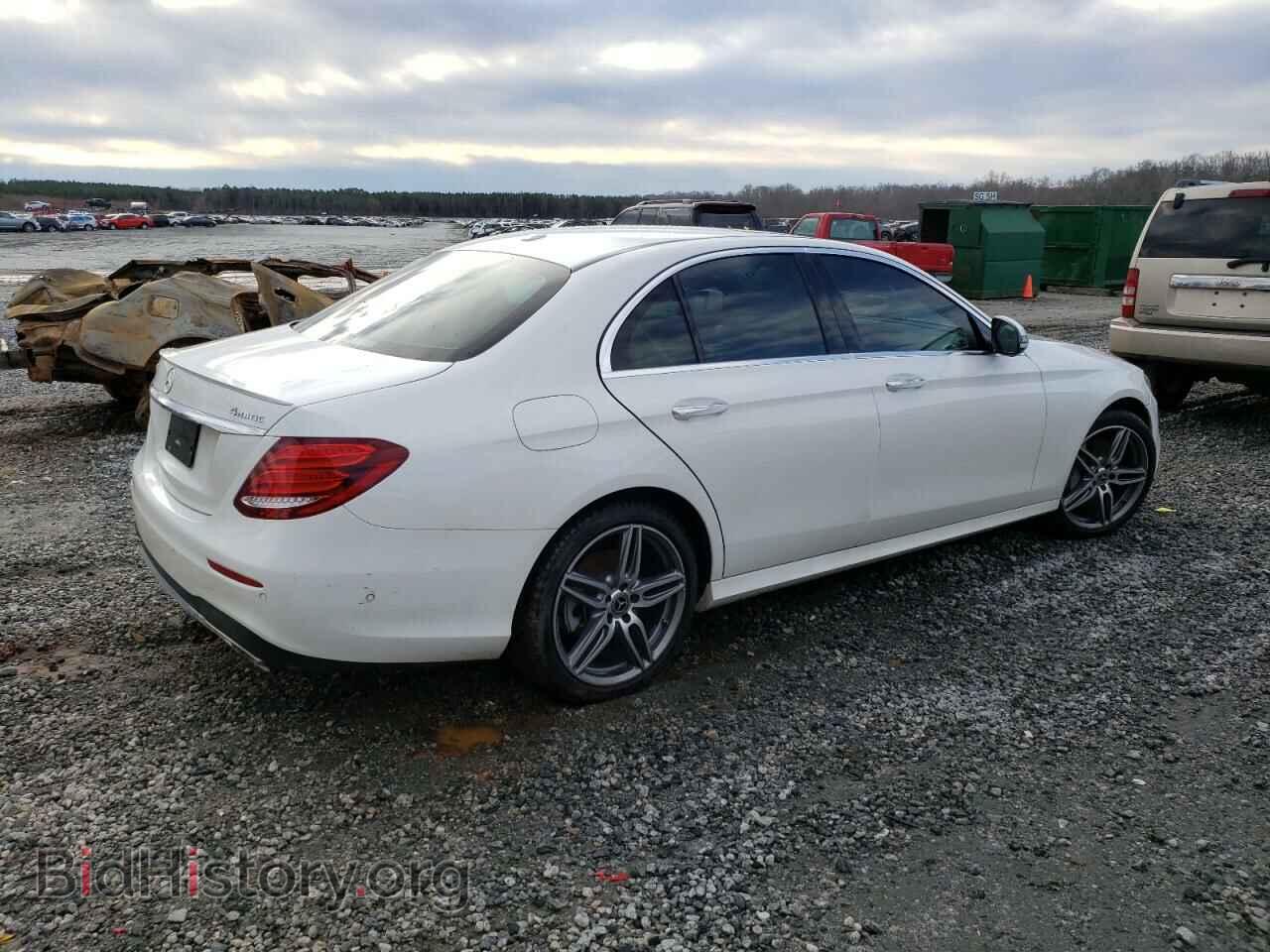 2019 MERCEDES-BENZ E-CLASS - VIN: WDDZF4KB8KA526939 - Фото 3