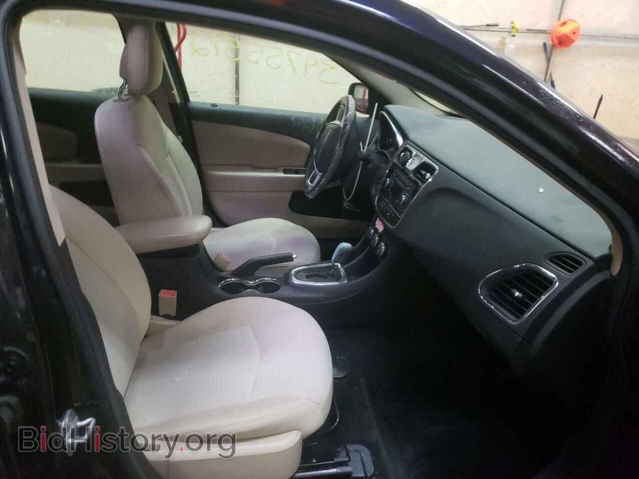2011 CHRYSLER 200 - VIN: 1C3BC1FB2BN568596 - Фото 5