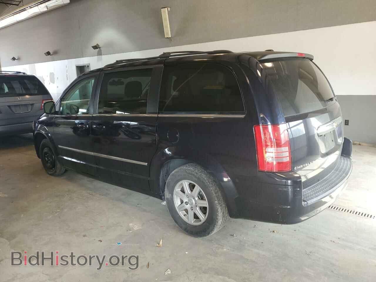 2010 CHRYSLER MINIVAN - VIN: 2A4RR5D11AR461142 - Фото 2