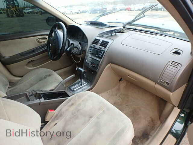 2000 NISSAN MAXIMA - VIN: JN1CA31D3YT555910 - Фото 5