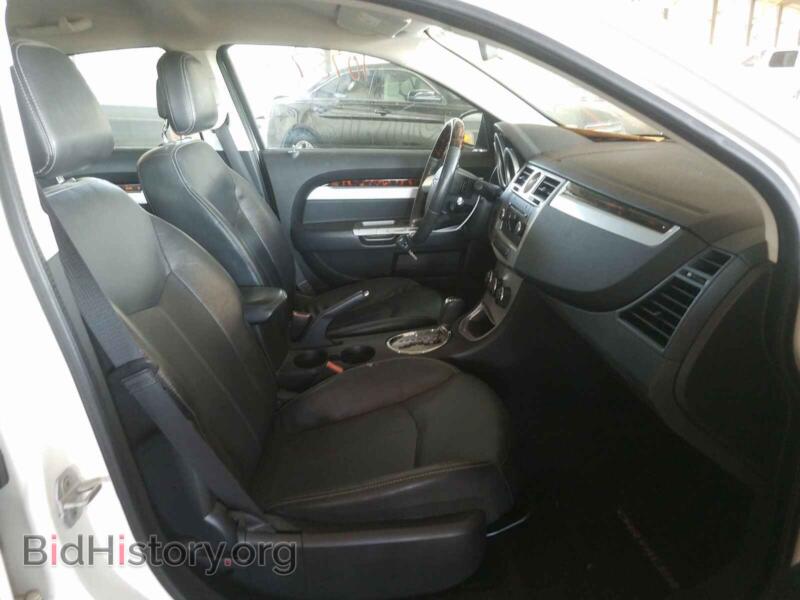 2010 Chrysler SEBRING (VIN 1C3CC5FD1AN190895) — фото 5 из 10