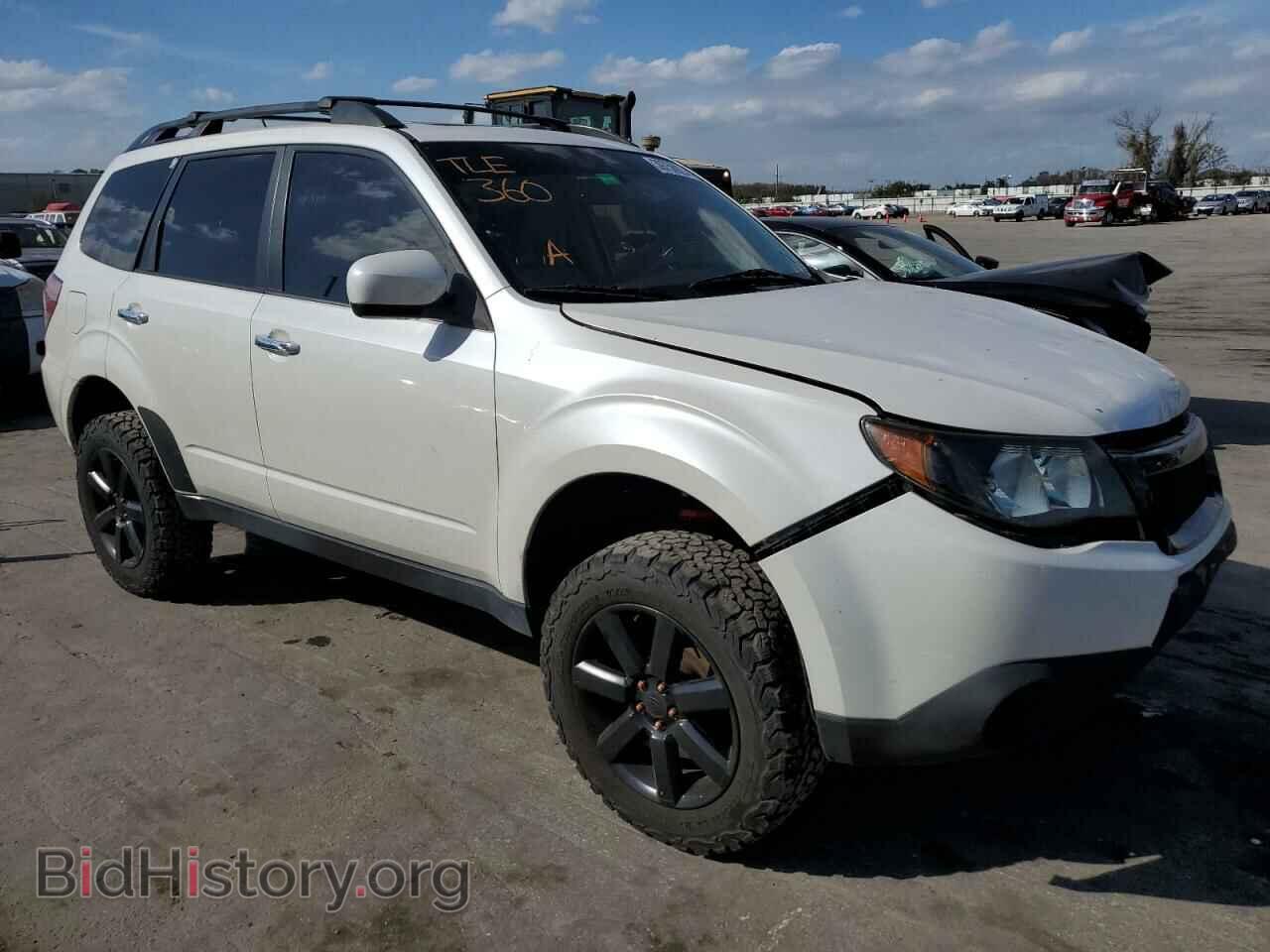 2011 SUBARU FORESTER - VIN: JF2SHBCC6BH734263 - Фото 4