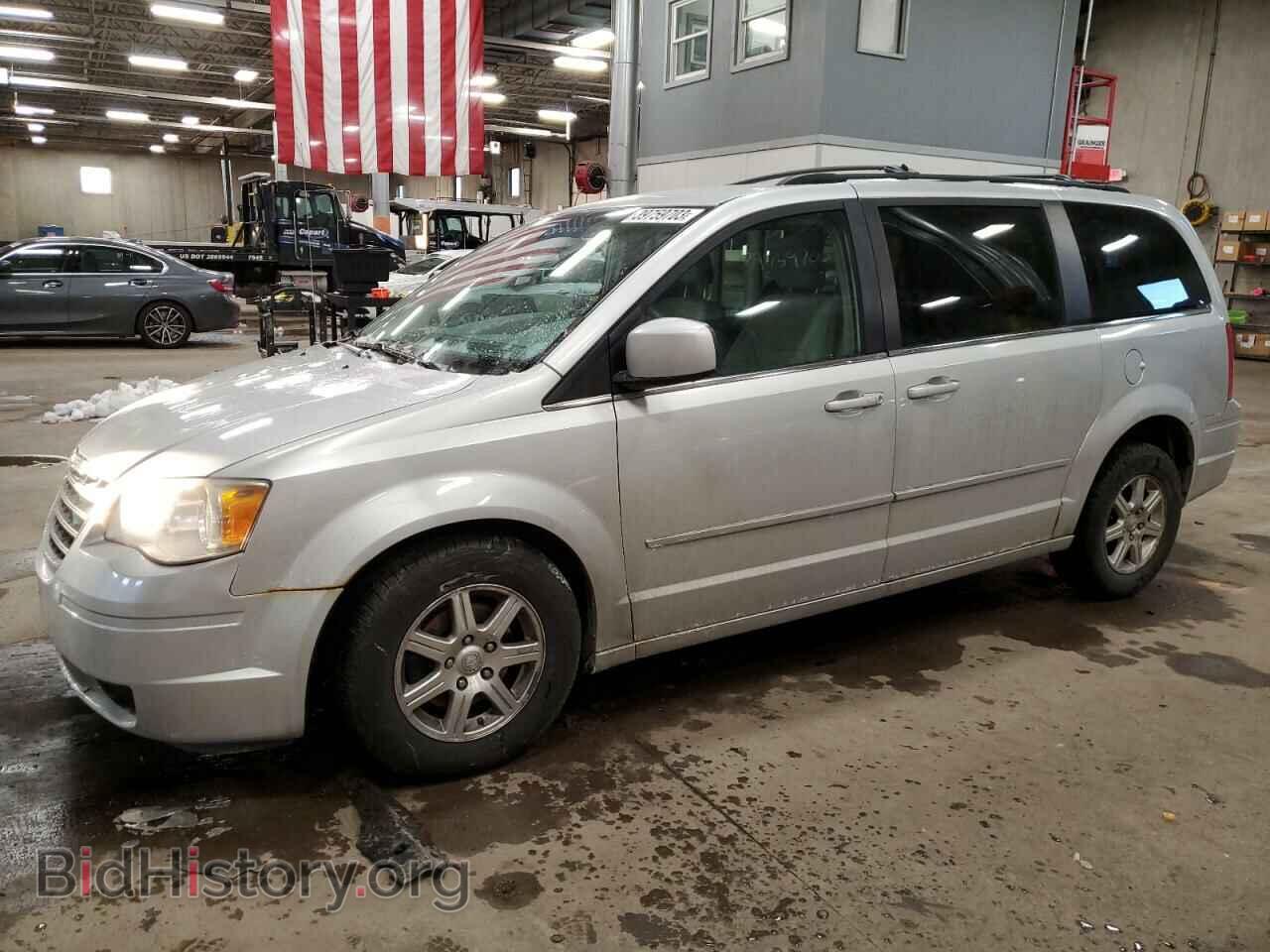 Photo 2A4RR5D14AR109091 - CHRYSLER MINIVAN 2010