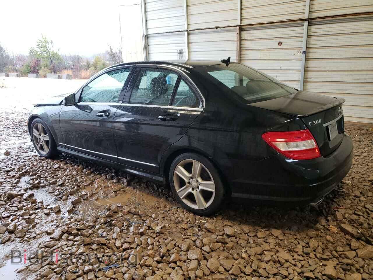 2010 MERCEDES-BENZ C-CLASS - VIN: WDDGF8BB2AR095948 - Фото 2