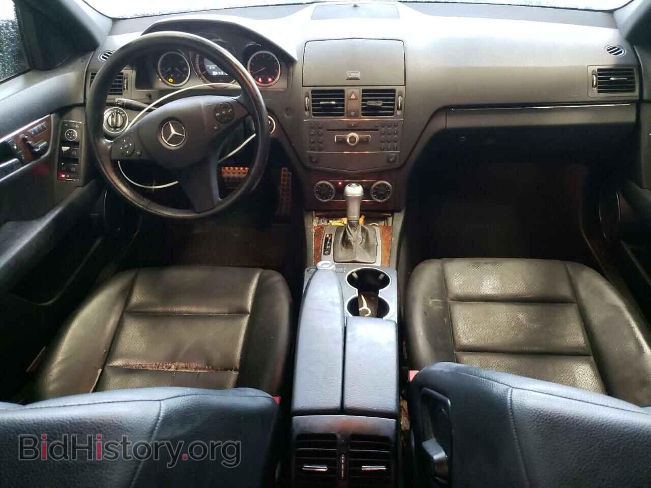 2010 MERCEDES-BENZ C-CLASS - VIN: WDDGF8BB2AR095948 - Фото 8