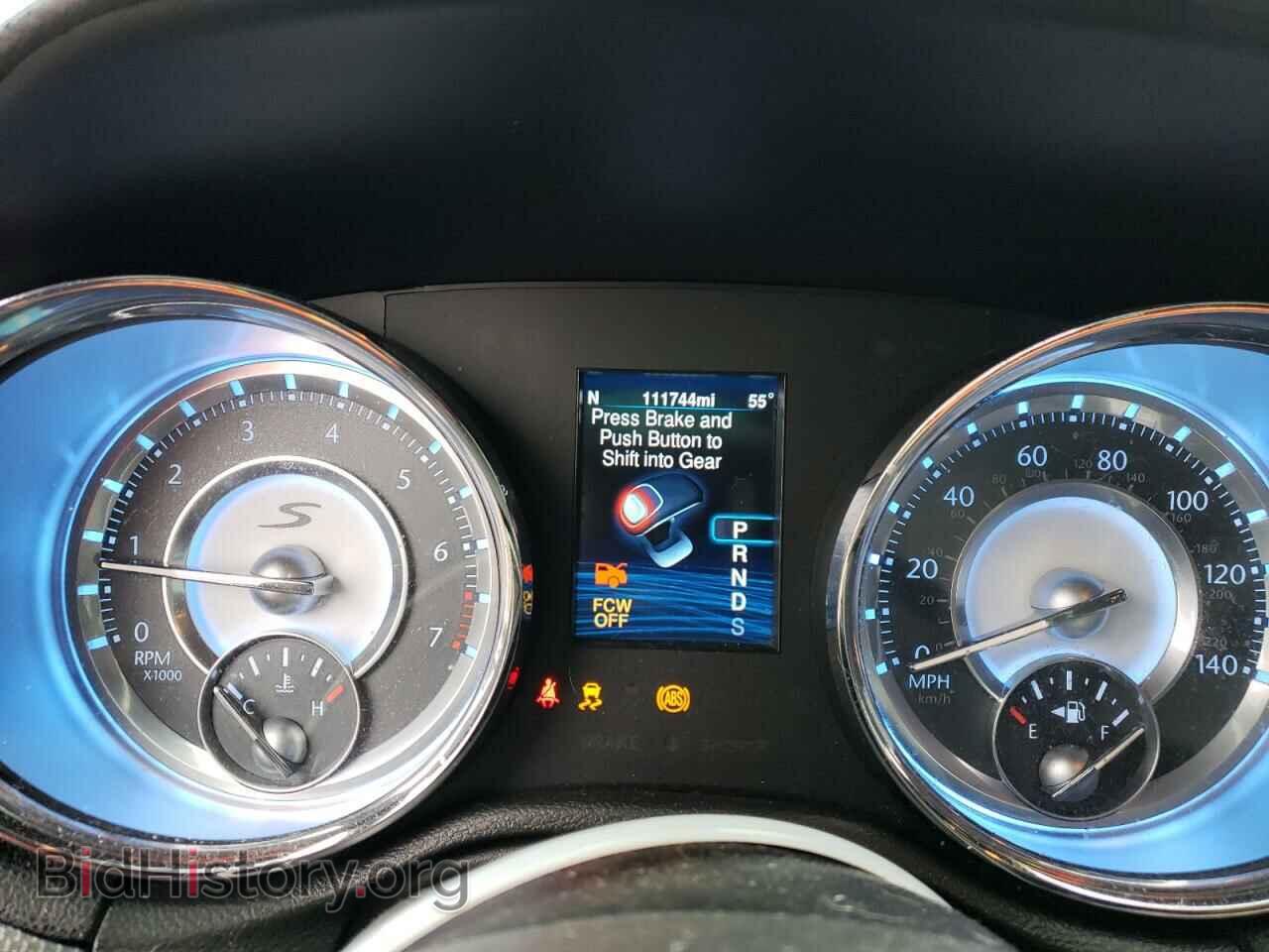 2013 CHRYSLER 300 - VIN: 2C3CCABG0DH504977 - Фото 9