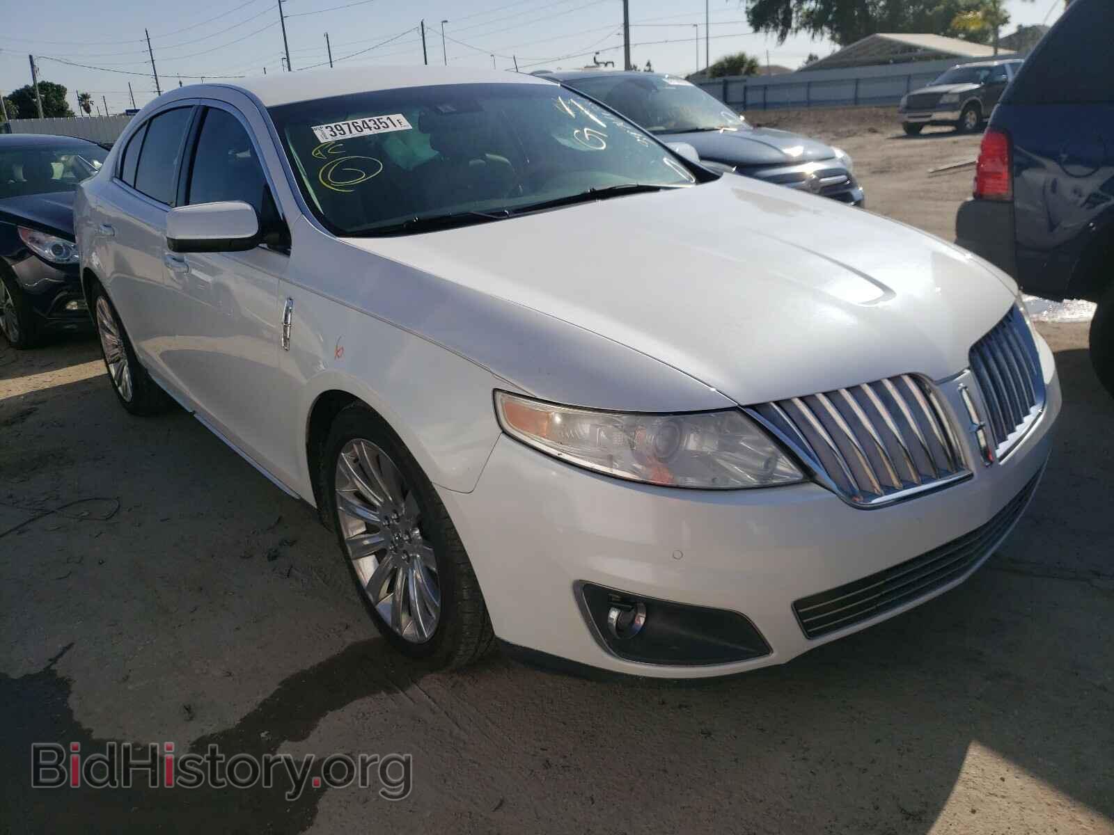 Photo 1LNHL9DR5BG611994 - LINCOLN MKS 2011