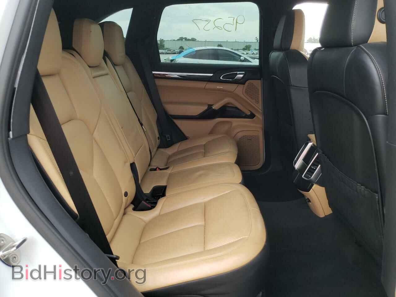 2016 PORSCHE CAYENNE - VIN: WP1AA2A21GKA14161 - Фото 6