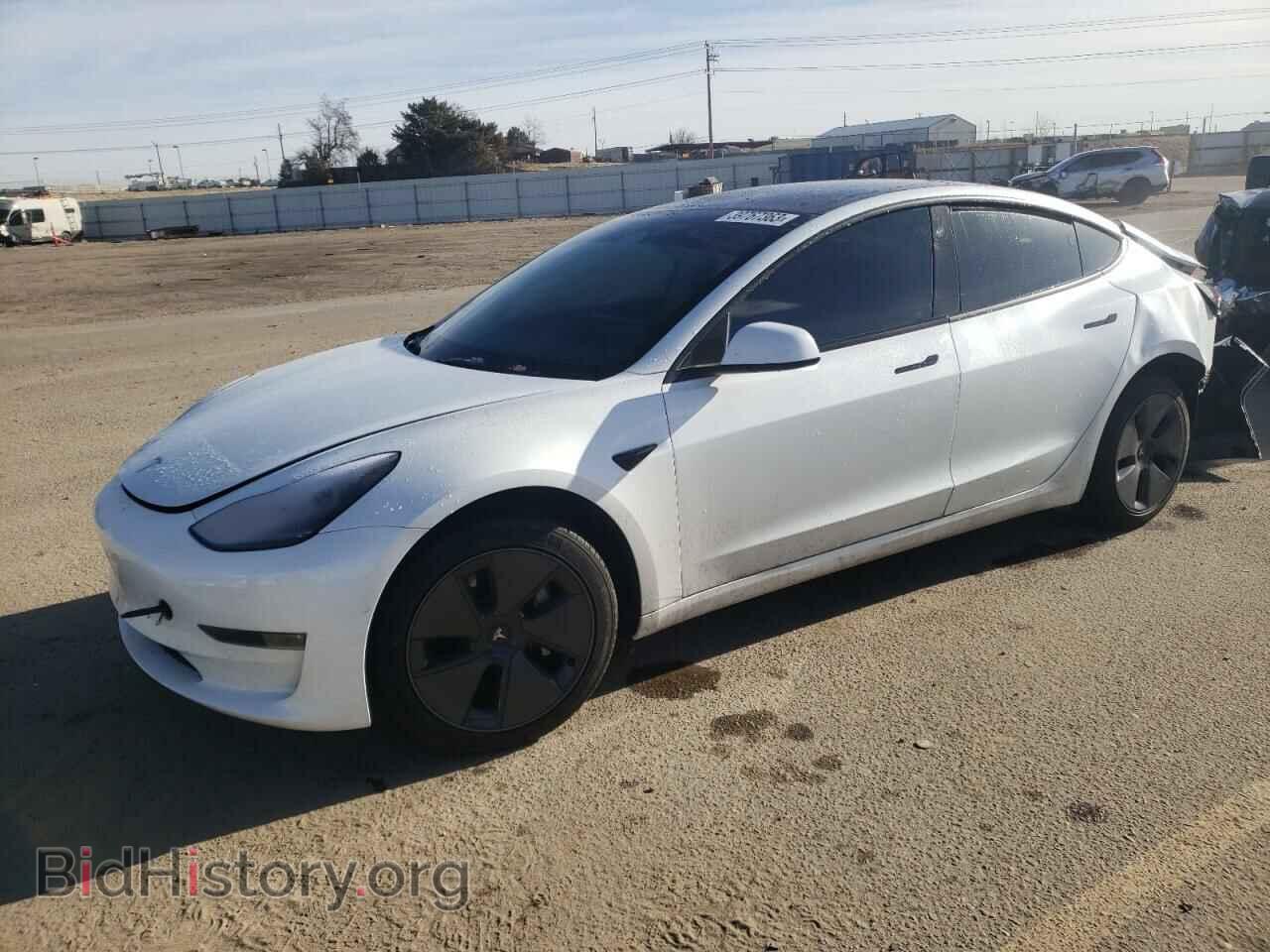 Фотография 5YJ3E1EB5NF329848 - TESLA MODEL 3 2022