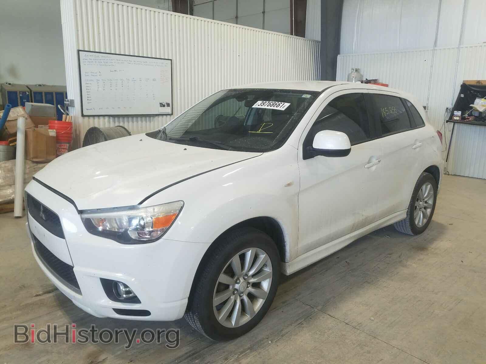 2011 MITSUBISHI OUTLANDER - VIN: JA4AP4AU2BZ010868 - Фото 2