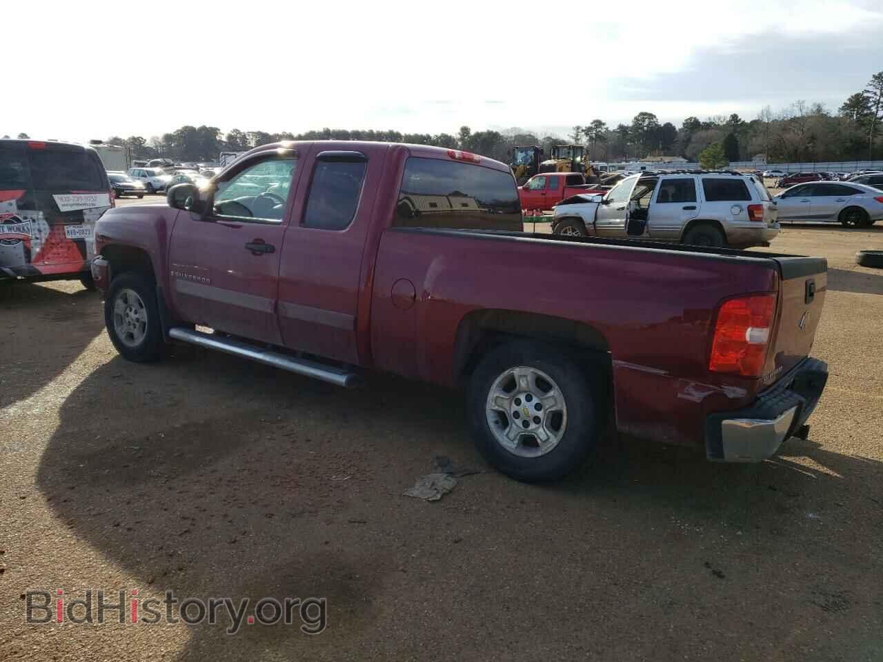 2007 CHEVROLET SILVERADO - VIN: 2GCEC19J571638466 - Фото 2