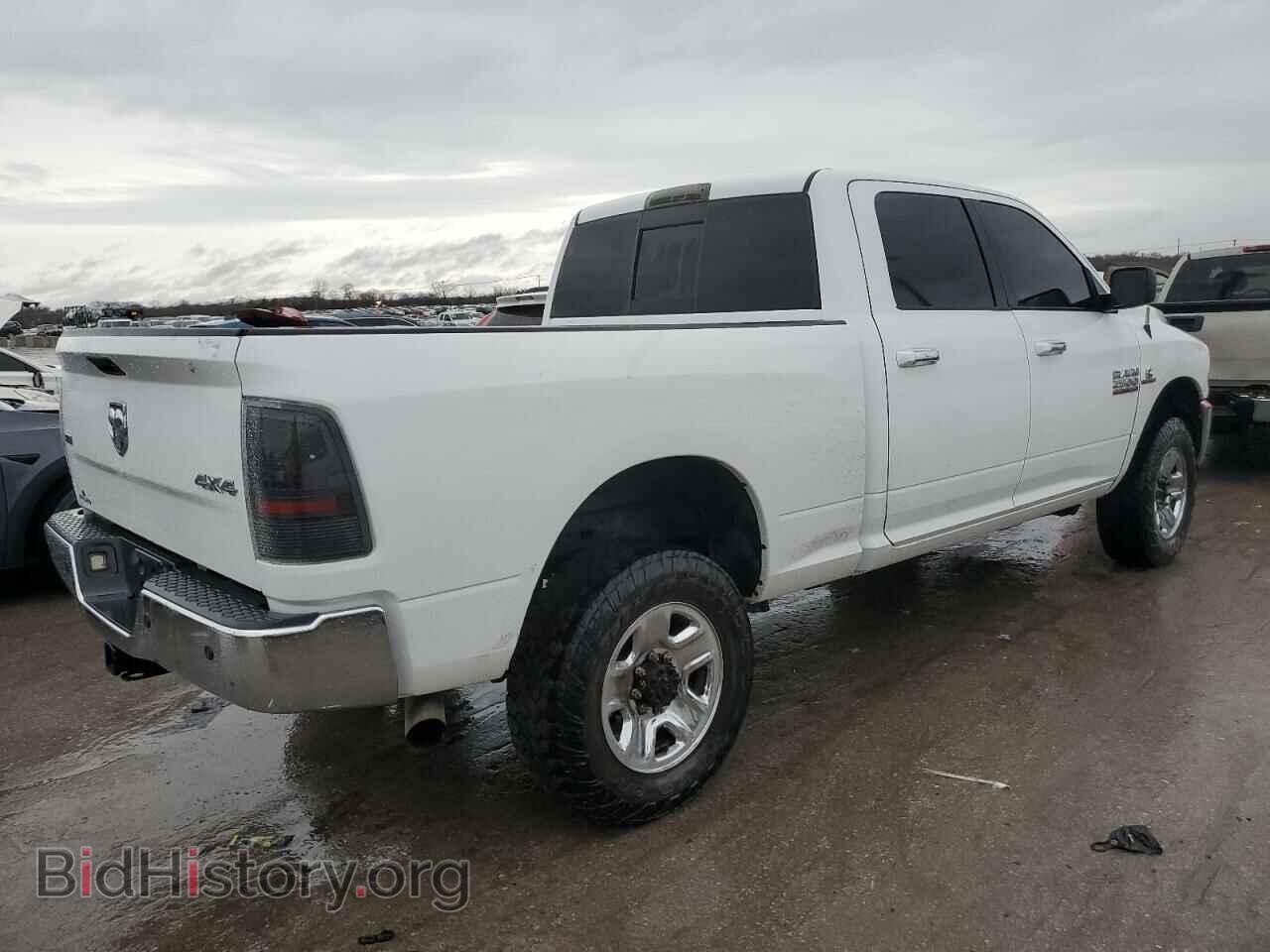 2018 RAM All Models - VIN: 3C6UR5DL0JG275588 - Фото 3