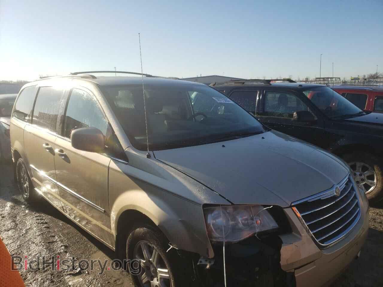 2010 CHRYSLER MINIVAN - VIN: 2A4RR8DX4AR496196 - Photo 4