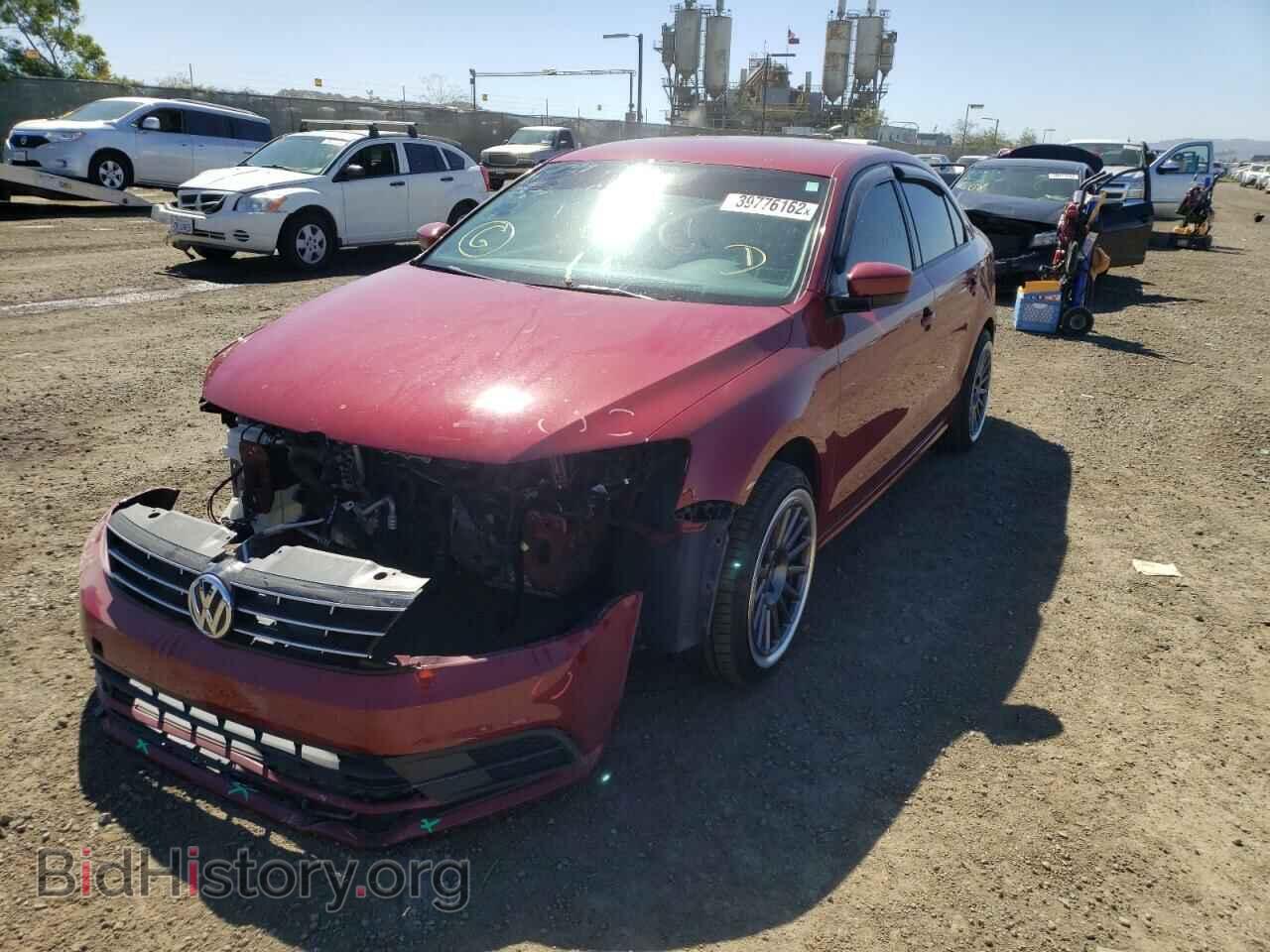 2018 VOLKSWAGEN JETTA - VIN: 3VW2B7AJ4JM216397 - Фото 2