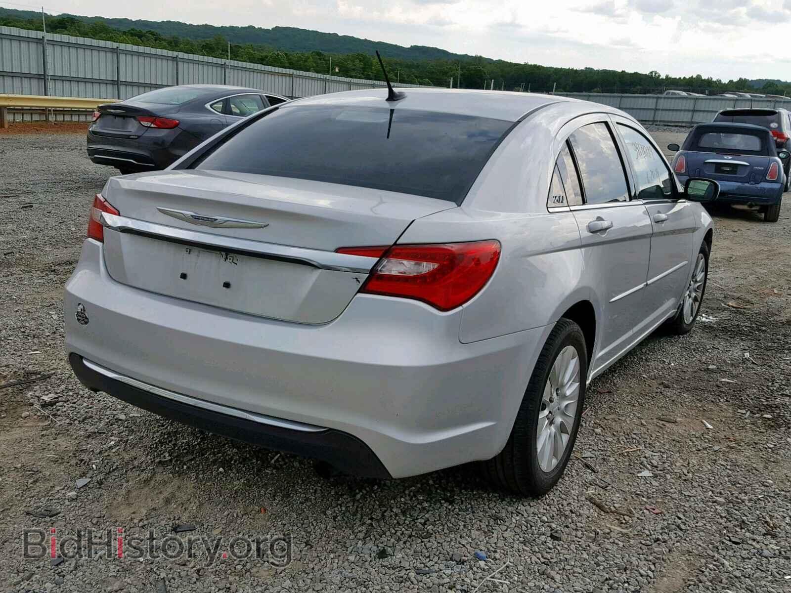 2012 CHRYSLER 200 - VIN: 1C3CCBAB7CN190584 - Фото 4