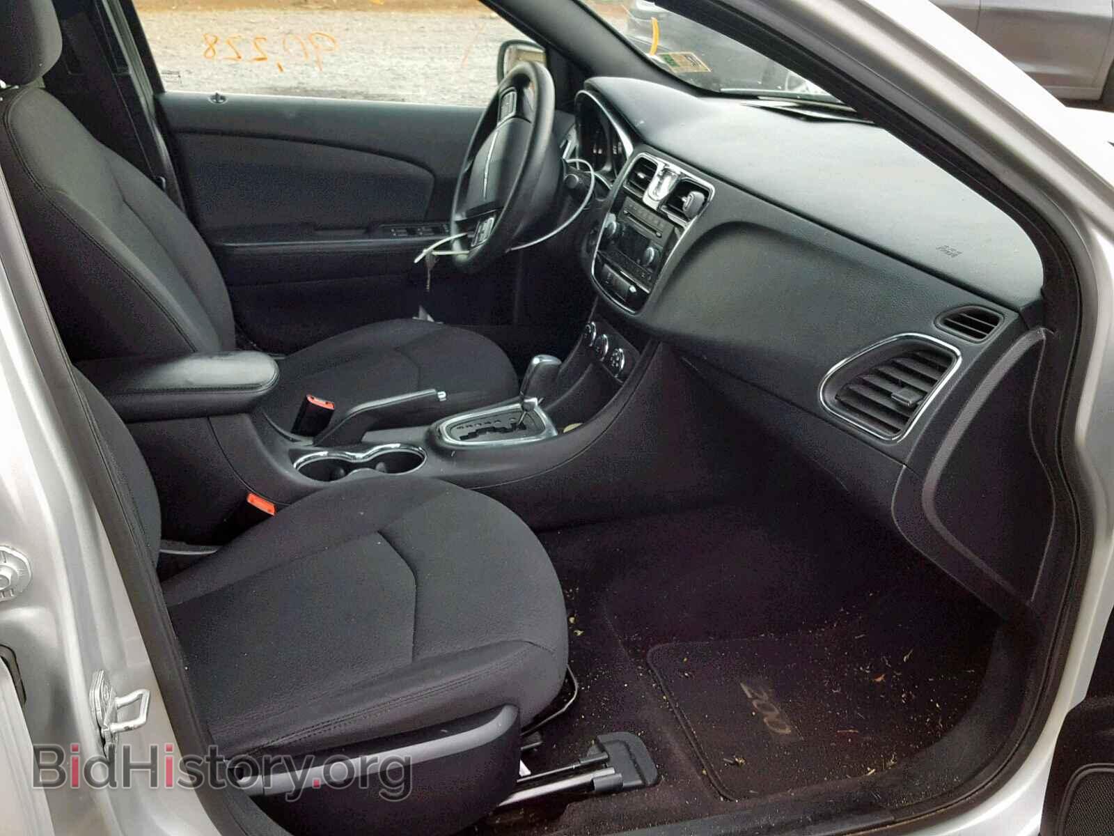 2012 CHRYSLER 200 - VIN: 1C3CCBAB7CN190584 - Фото 5