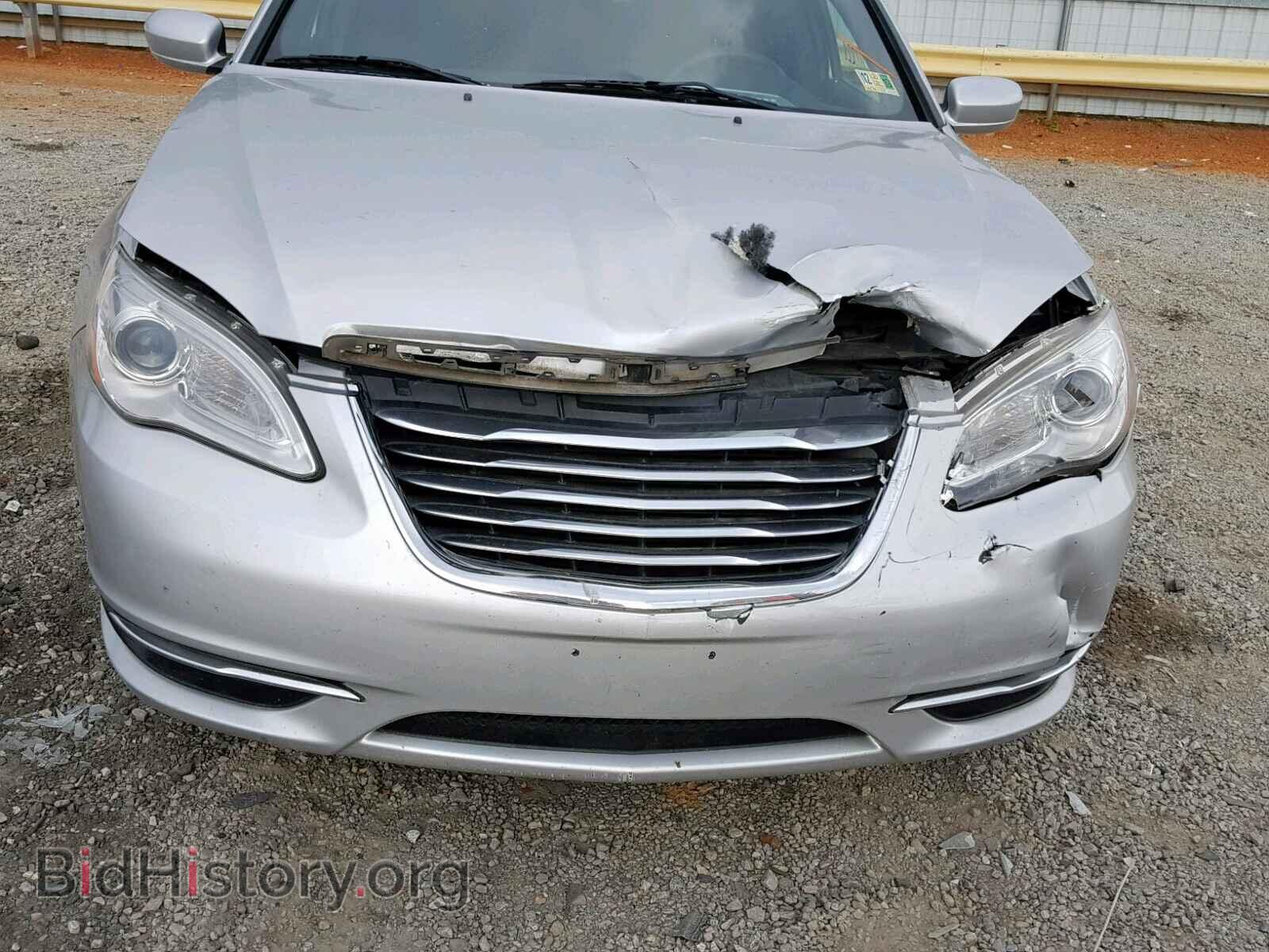 2012 CHRYSLER 200 - VIN: 1C3CCBAB7CN190584 - Фото 9