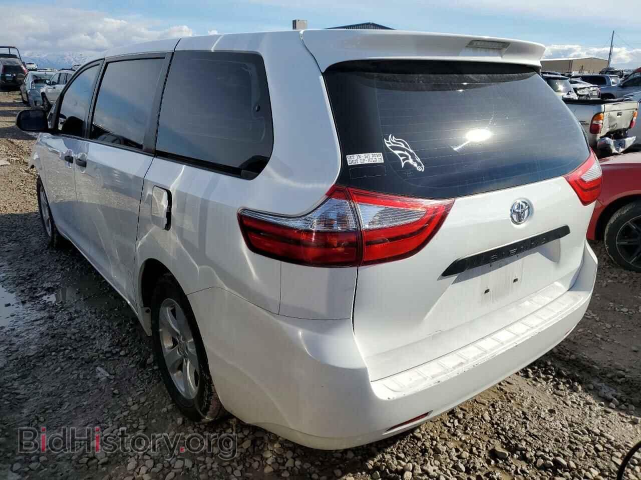 2017 TOYOTA All Models - VIN: 5TDZZ3DC7HS786570 - Фото 2
