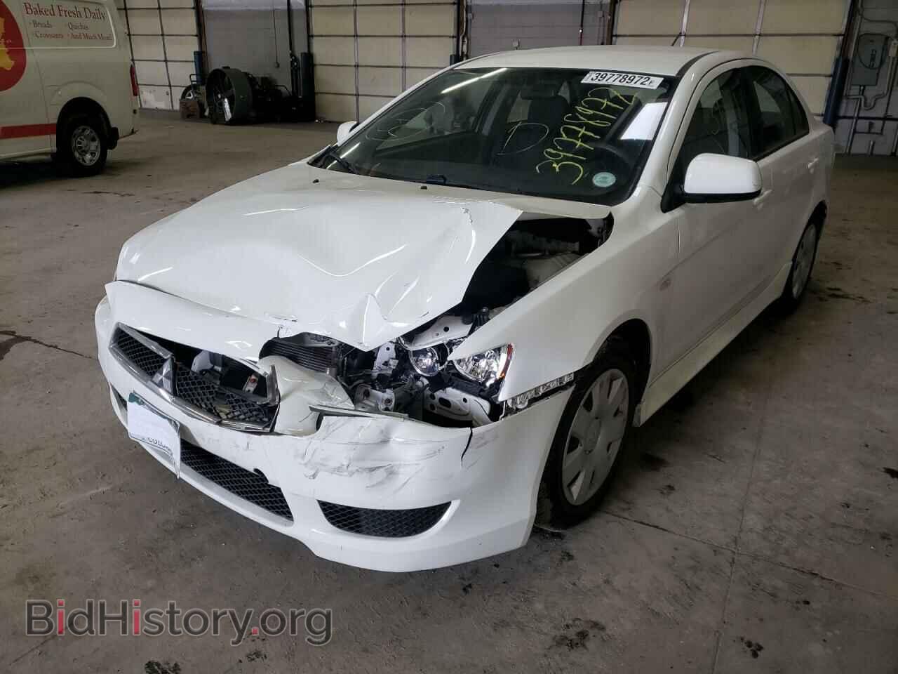 2011 MITSUBISHI LANCER - VIN: JA32U2FU9BU046603 - Фото 2