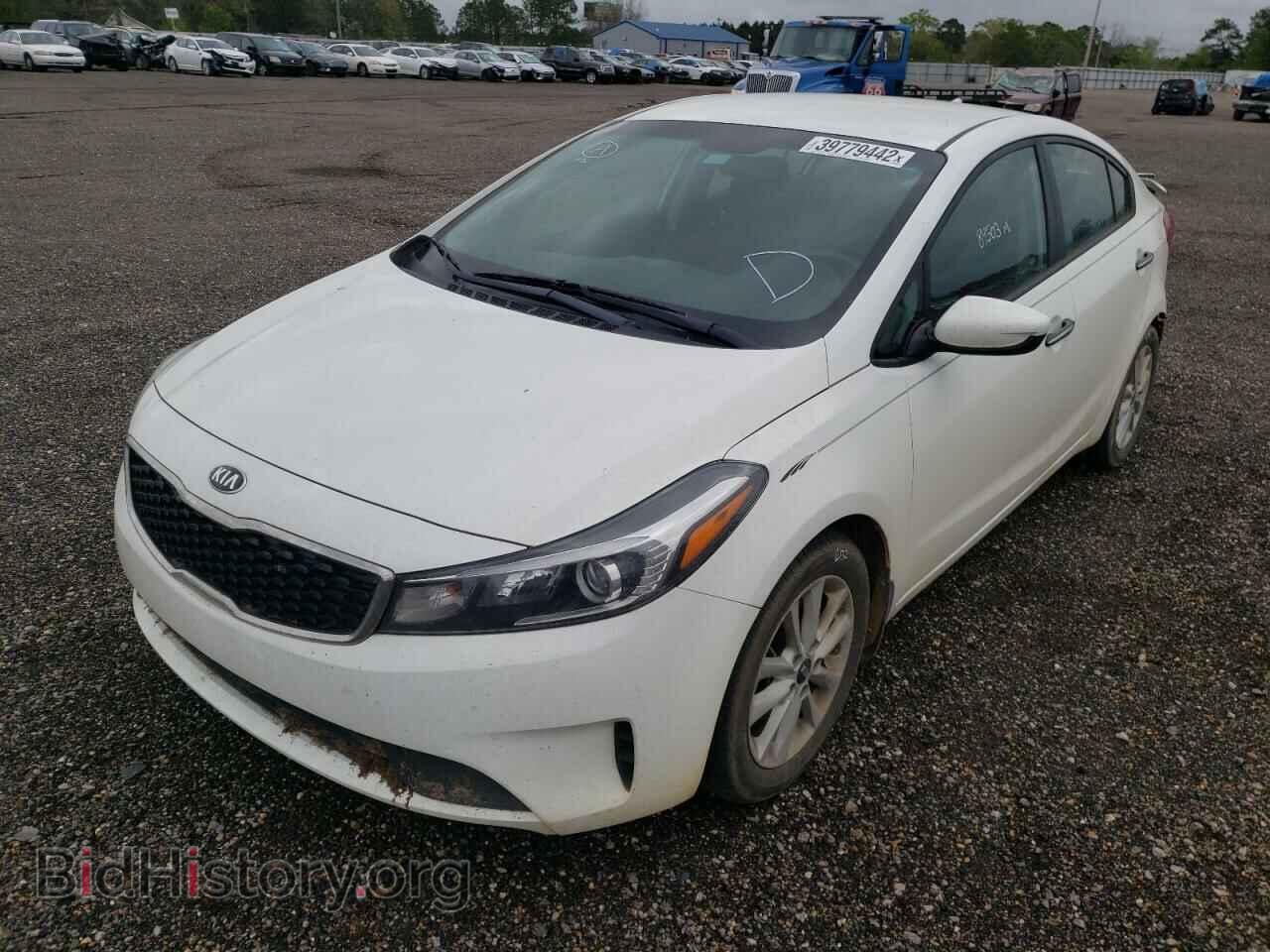 2017 KIA FORTE - VIN: 3KPFL4A71HE140937 - Photo 2