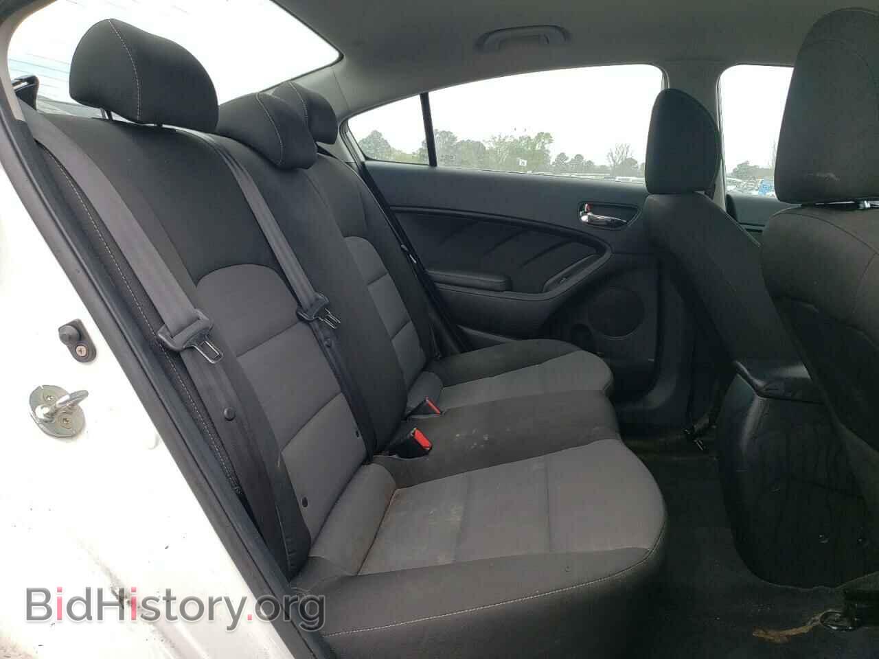 2017 KIA FORTE - VIN: 3KPFL4A71HE140937 - Photo 6