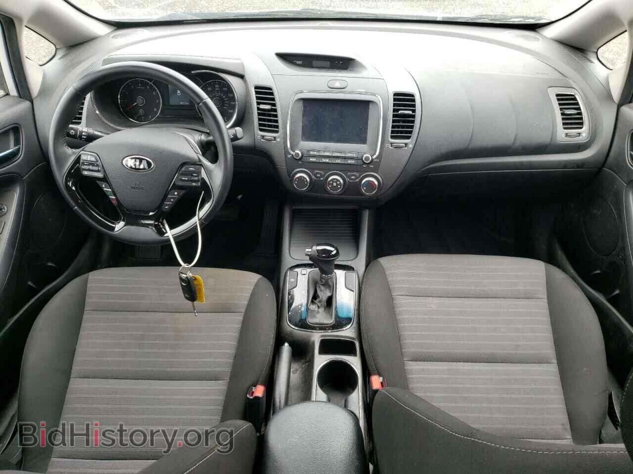 2017 KIA FORTE - VIN: 3KPFL4A71HE140937 - Photo 9