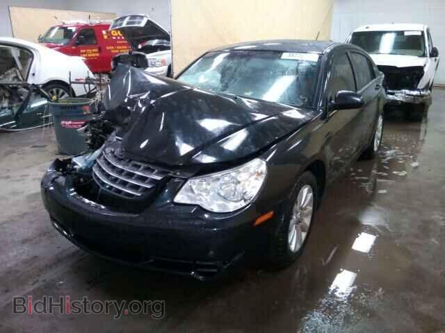 2010 CHRYSLER SEBRING - VIN: 1C3CC5FB1AN232917 - Фото 2
