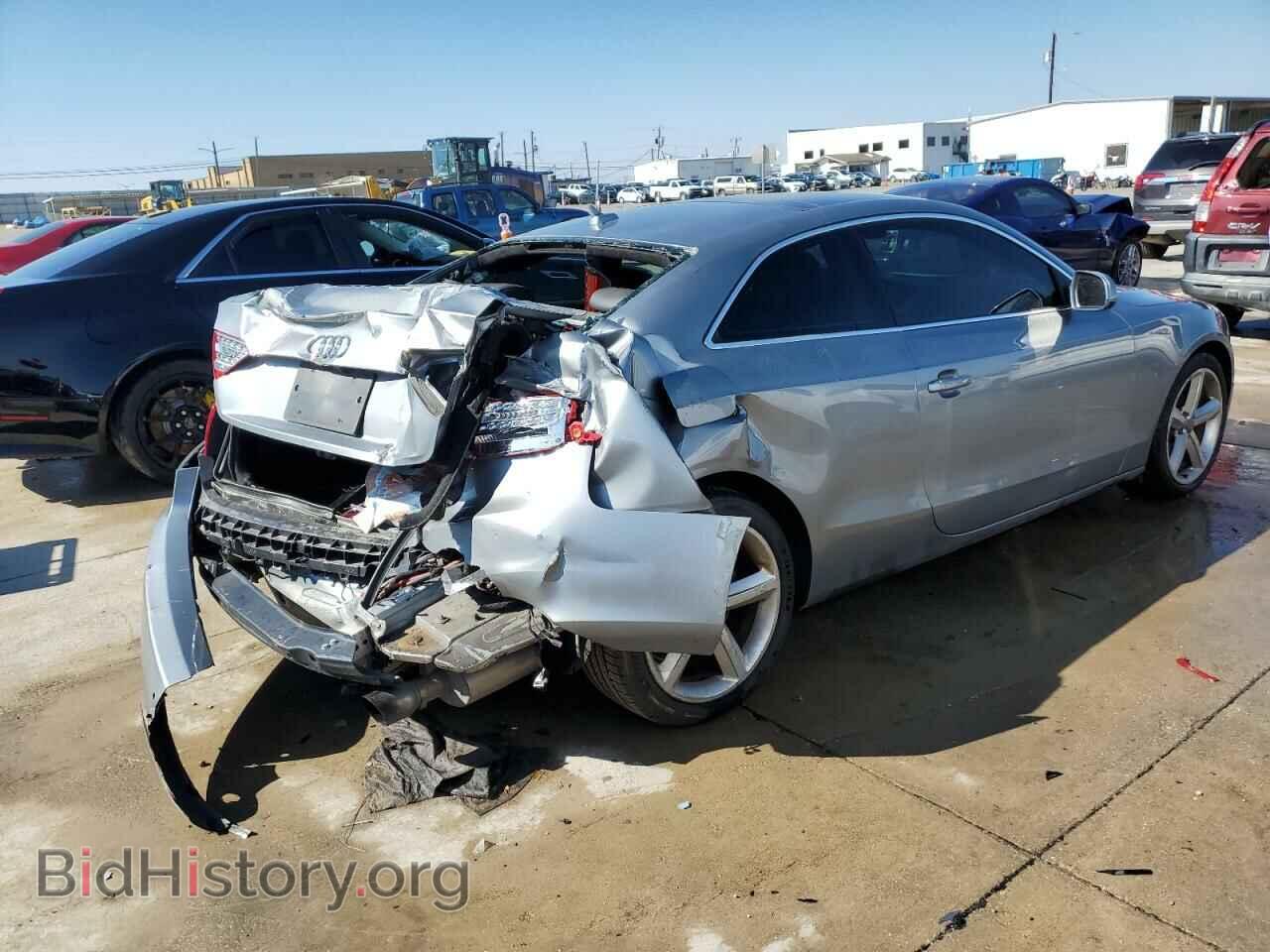 2010 AUDI A5 - VIN: WAULFAFR4AA008330 - Photo 3