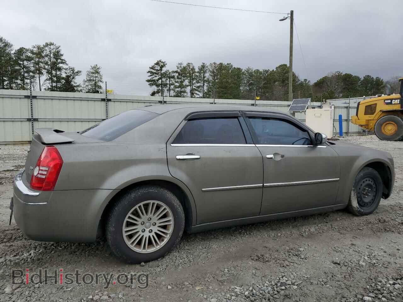 2010 CHRYSLER 300 - VIN: 2C3CA5CV0AH206273 - Фото 3